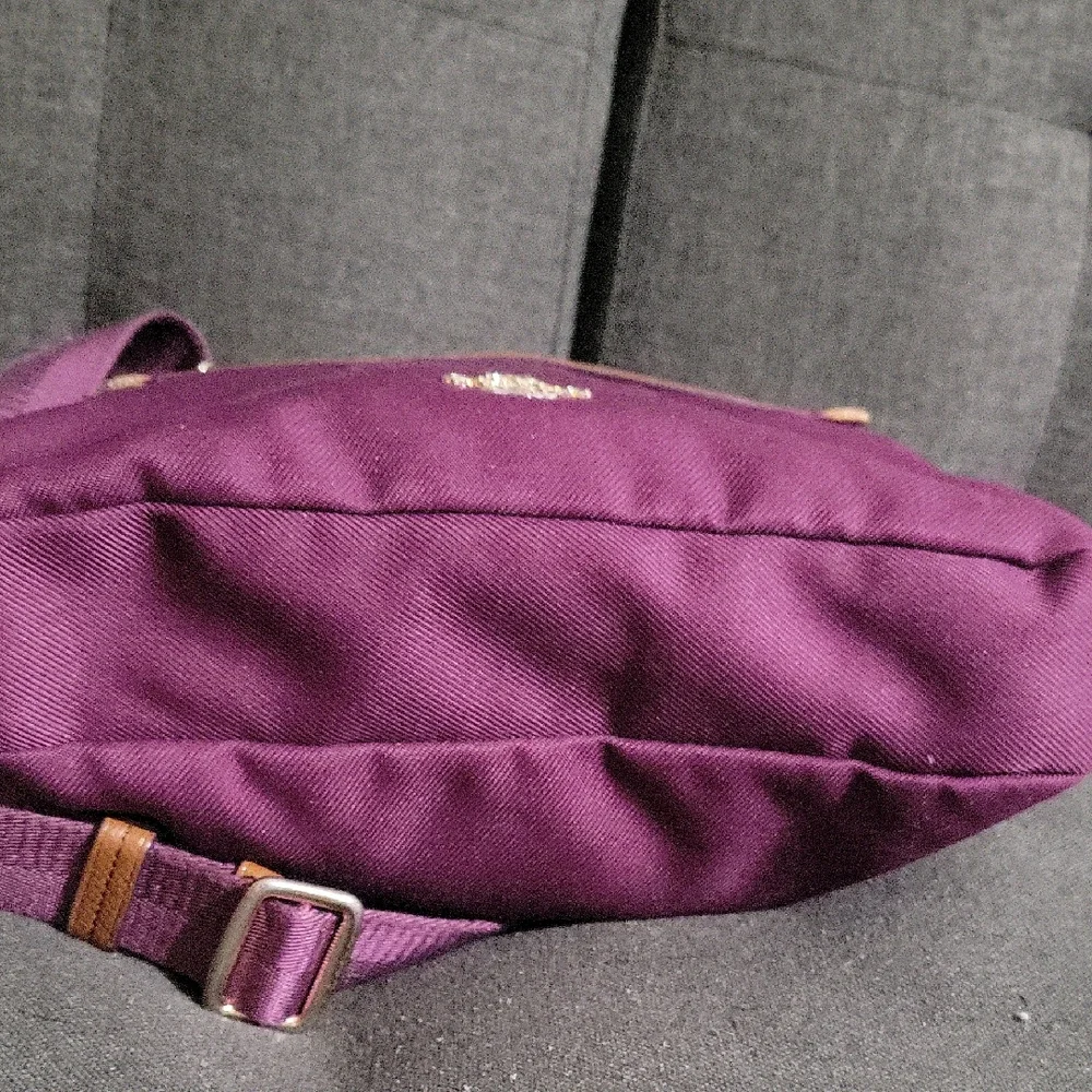 Vintage Coach Purple Crossbody Bag with Gold Hardware and Adjustable Straps - Picture 15 of 16